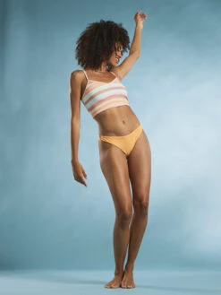 Roxy Beach Classics Cheeky Bikini Bottoms -Roxy Swimwear Shop erjx404291 roxym ngz0 bck9